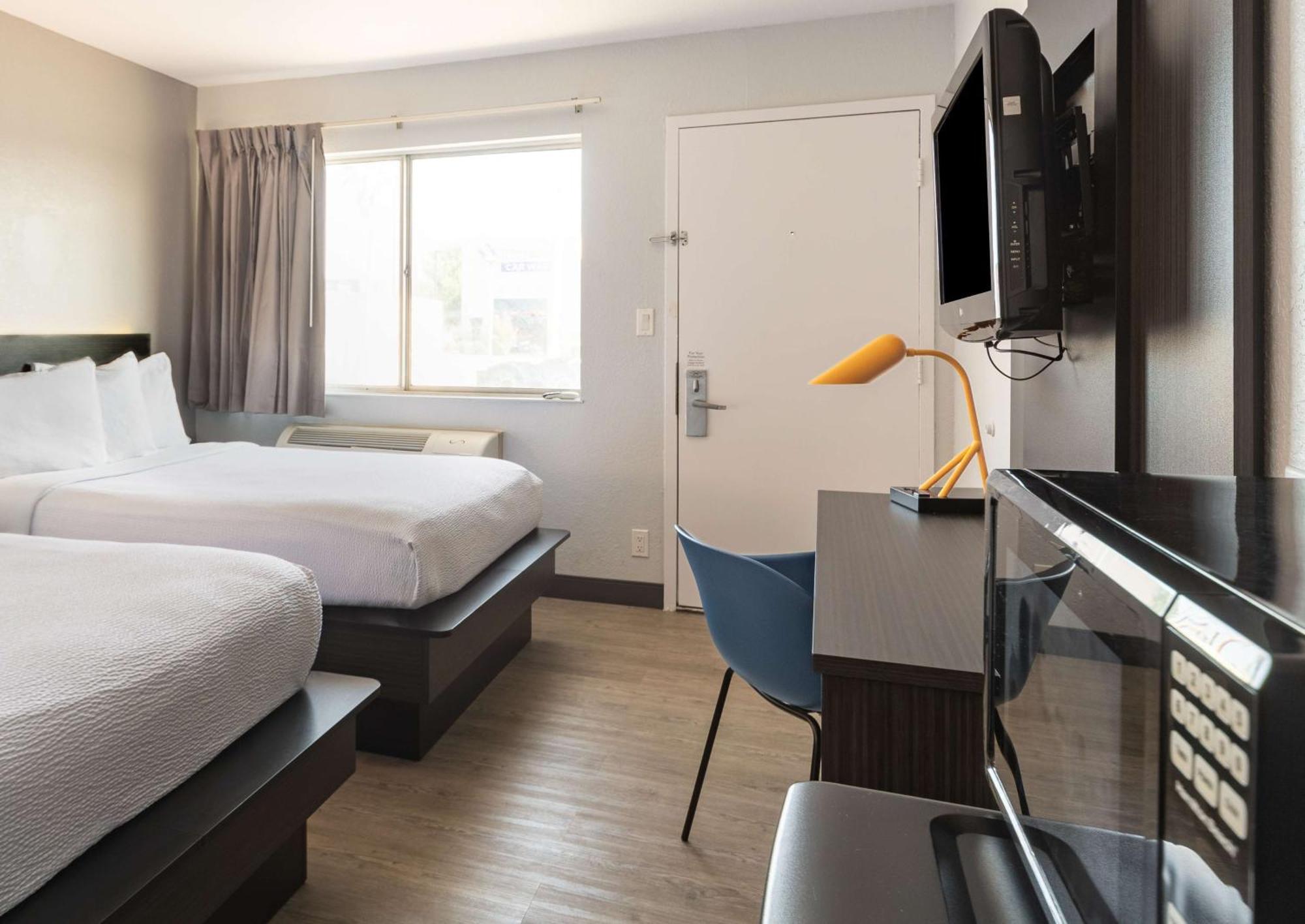 Motel 6-Del Rio, Tx Екстер'єр фото