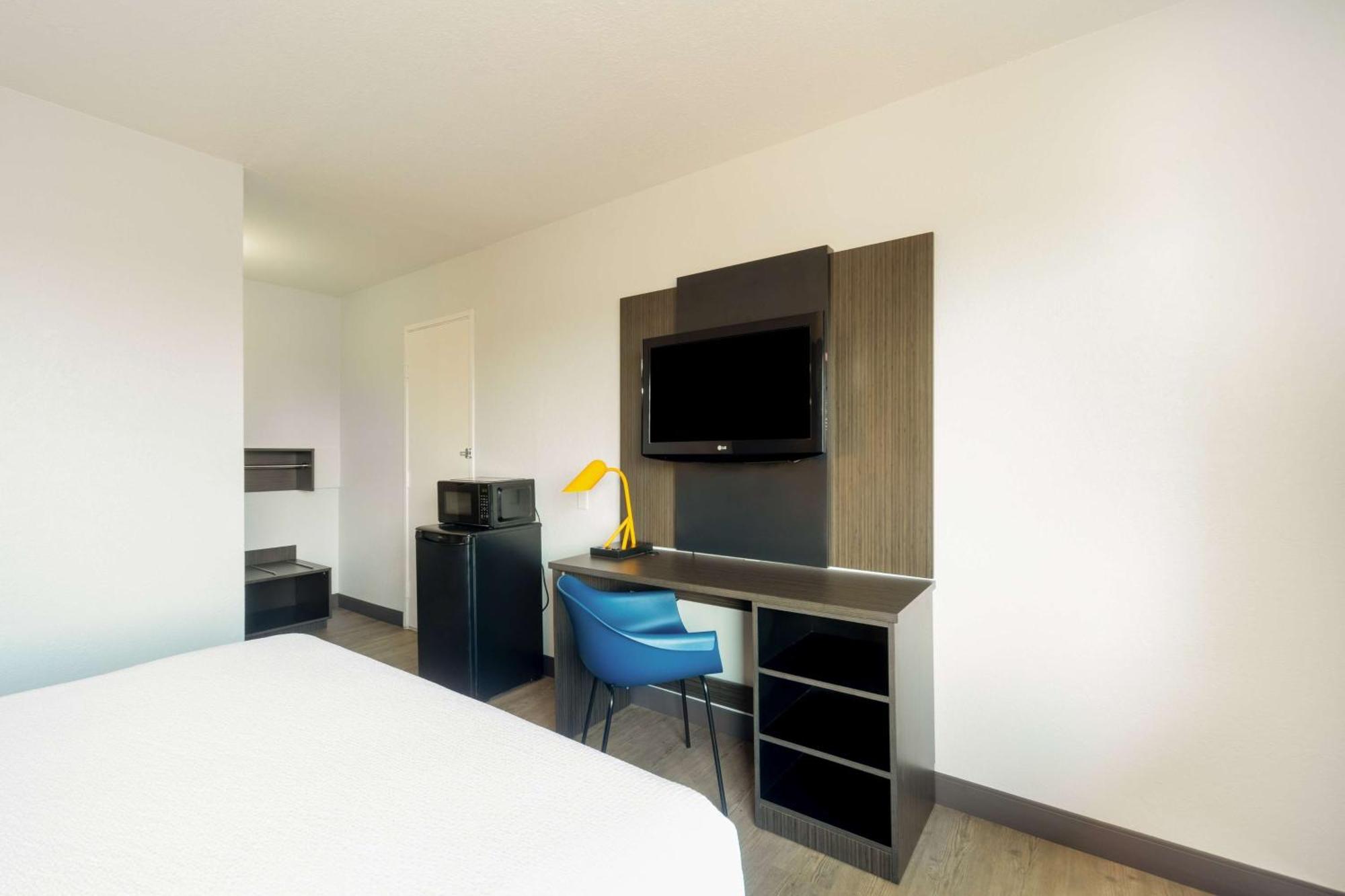 Motel 6-Del Rio, Tx Екстер'єр фото
